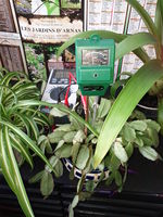 Hygrometer for sensing plant needs