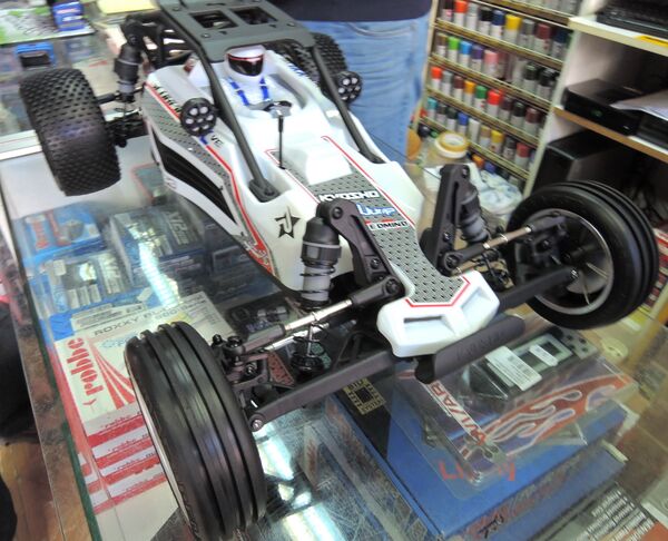 KYOSHO Scorpion XXL
