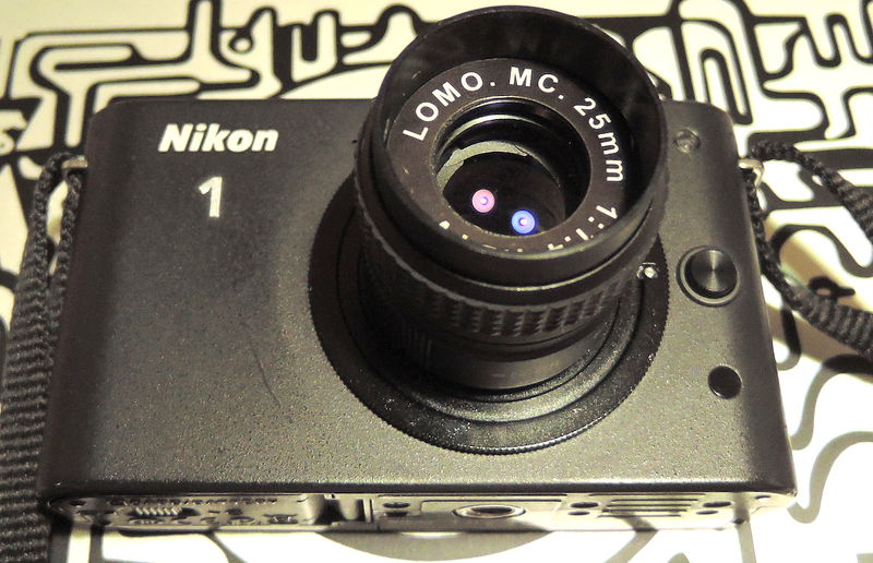 File:NikonJ1+CCTV25mmF1.4.jpg